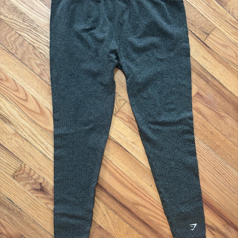 Gym shark leggings size Medium